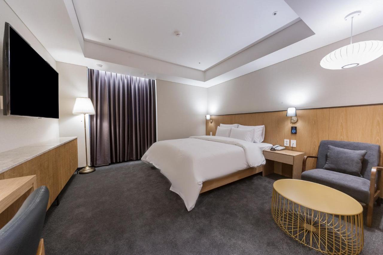 Gwangju Hound Hotel Gwangju Metropolitan City Buitenkant foto